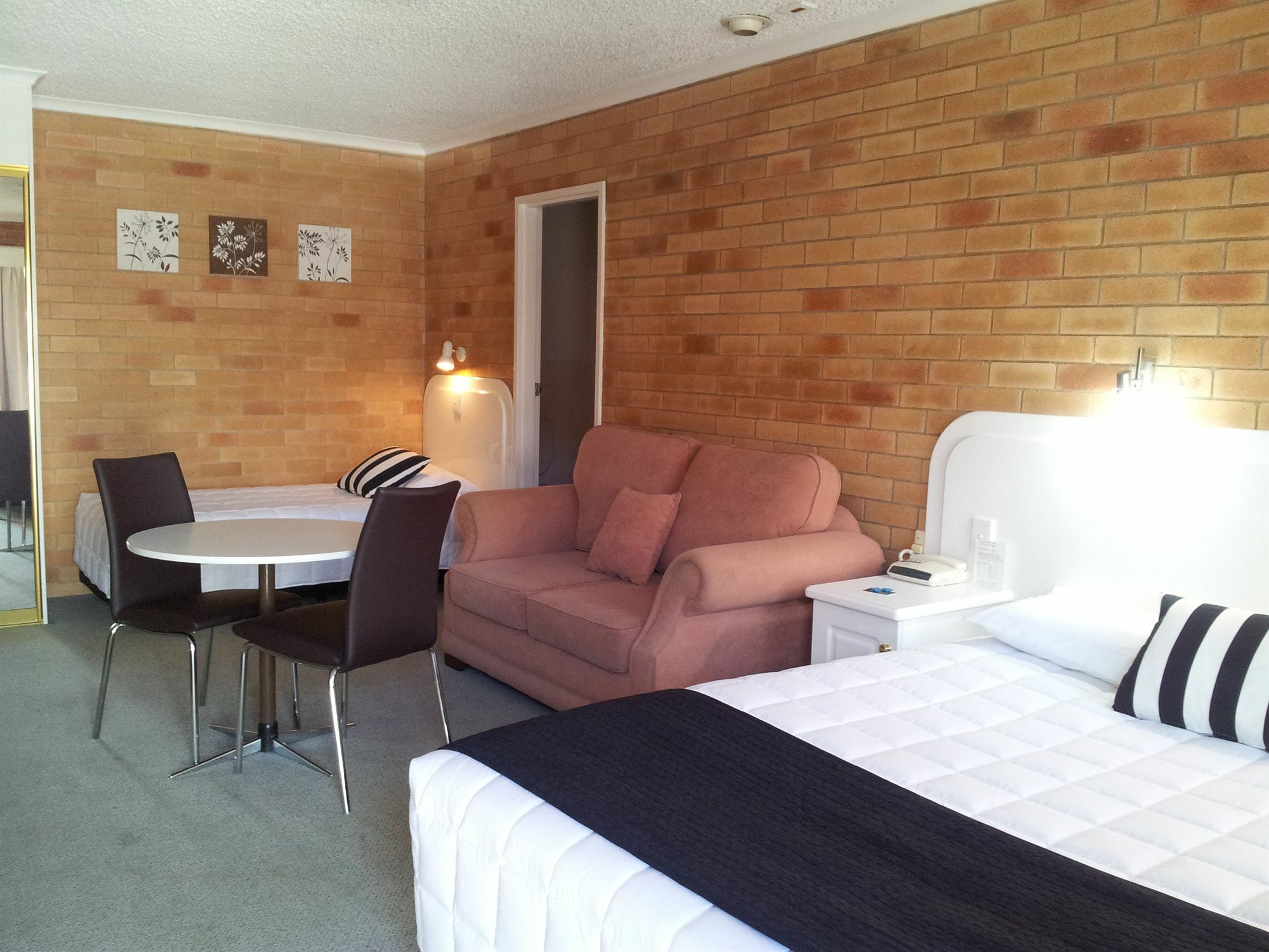 Cousins Motor Inn Inverell Dış mekan fotoğraf